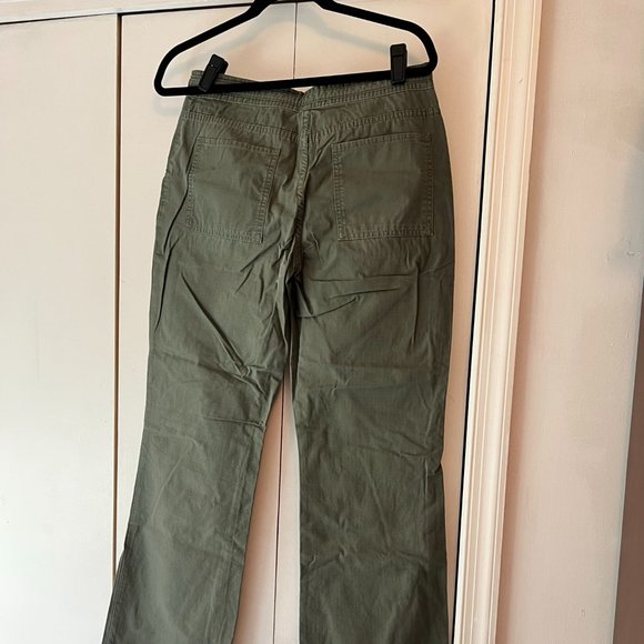 Mossimo Dark Olive Cargo Pants - Bootcut - Size 11 - Picture 3 of 4